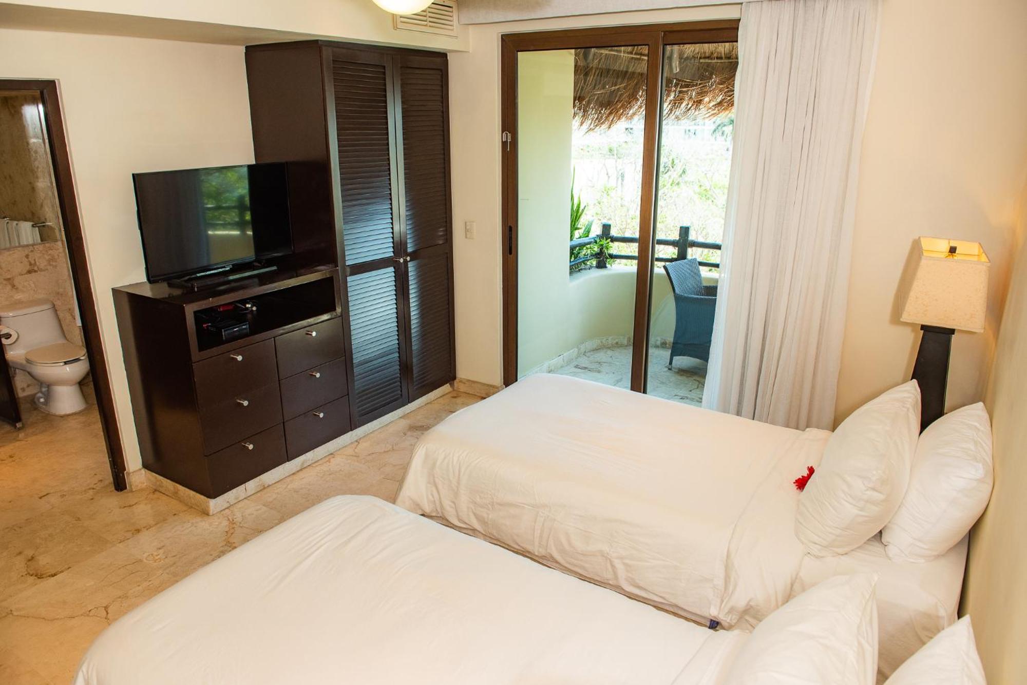 El Taj Oceanfront And Beachside Condo Hotel Playa del Carmen Zimmer foto